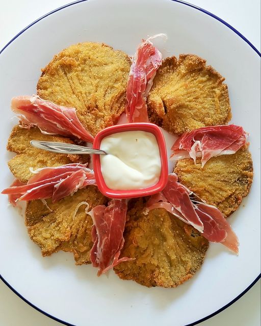 SETAS EMPANADAS CON JAMÓN IBÉRICO y SALSA DE QUESO!! pausayplato